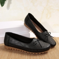 flat-bowtie-ladies-loafers-bla