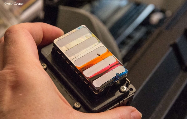 Damaged printhead/printer head that needs replacement for better prints